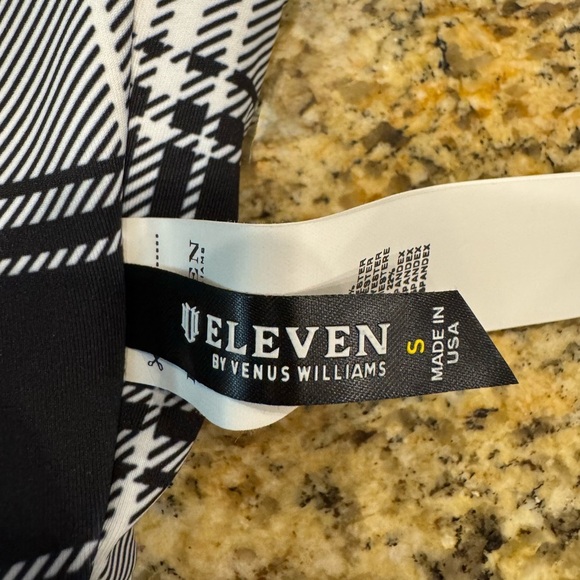 ELEVEN by Venus Williams NWT Black & White Plaid Sports Bra Print Size Small - Picture 7 of 10